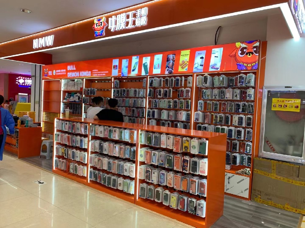 小成本創業：開一家手機貼膜店更輕松